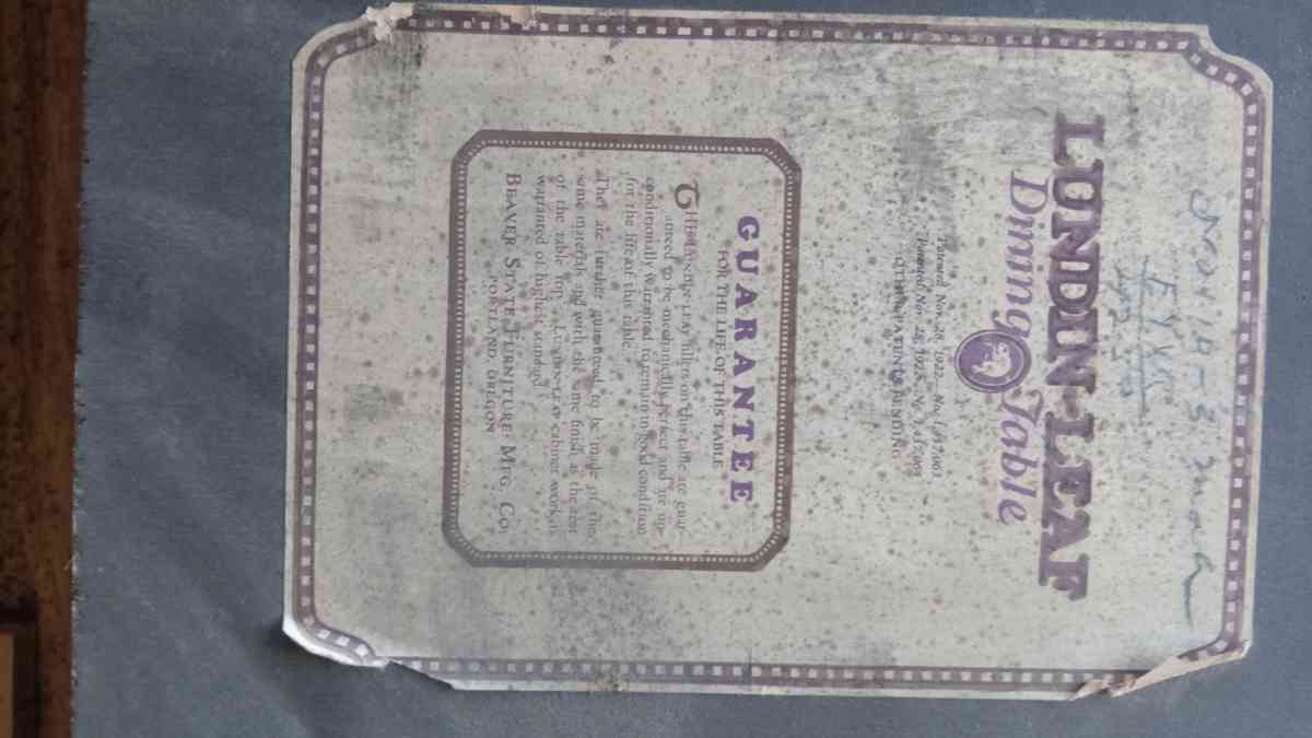 antique table - Salem, Oregon - FleaMarketBay