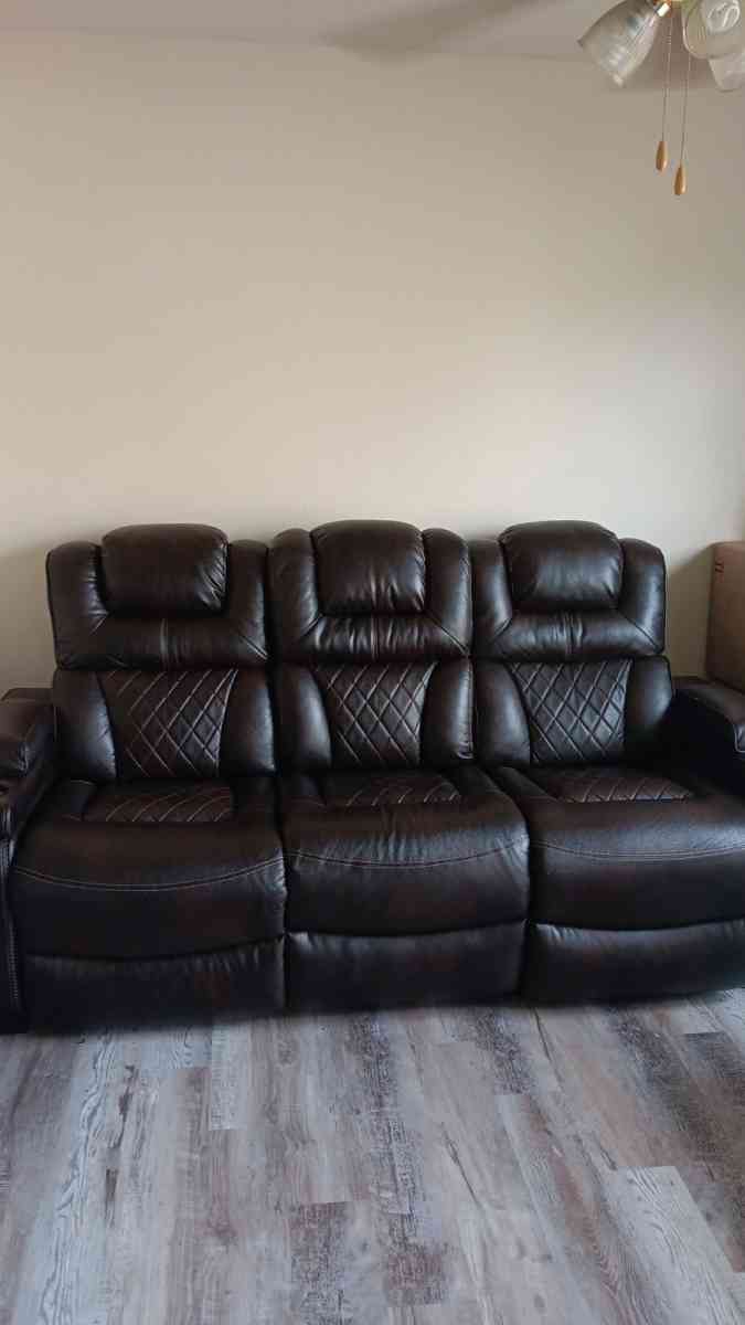 leather couch and Recliner chair - Frederick, Maryland