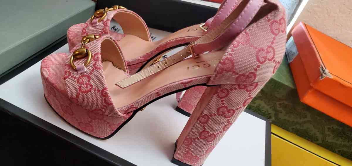 Pink GG heels - Mission Viejo, California