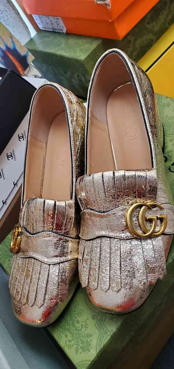 gold GG shoes size 7 - Mission Viejo, California
