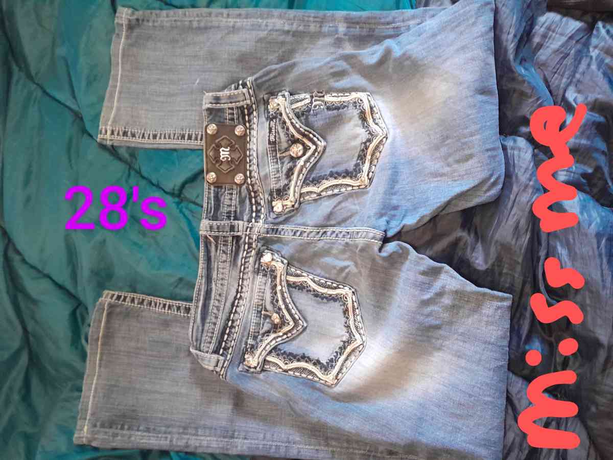 miss me Jeans - Eau Claire, Wisconsin - FleaMarketBay