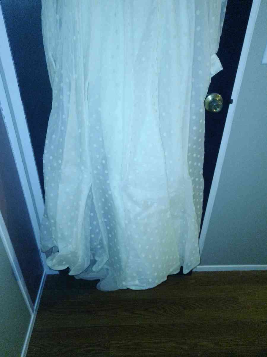 Vintage Wedding Gown - Gaston, South Carolina - FleaMarketBay