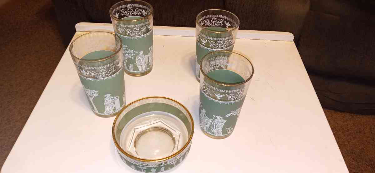 glassware - Trenton, Ohio