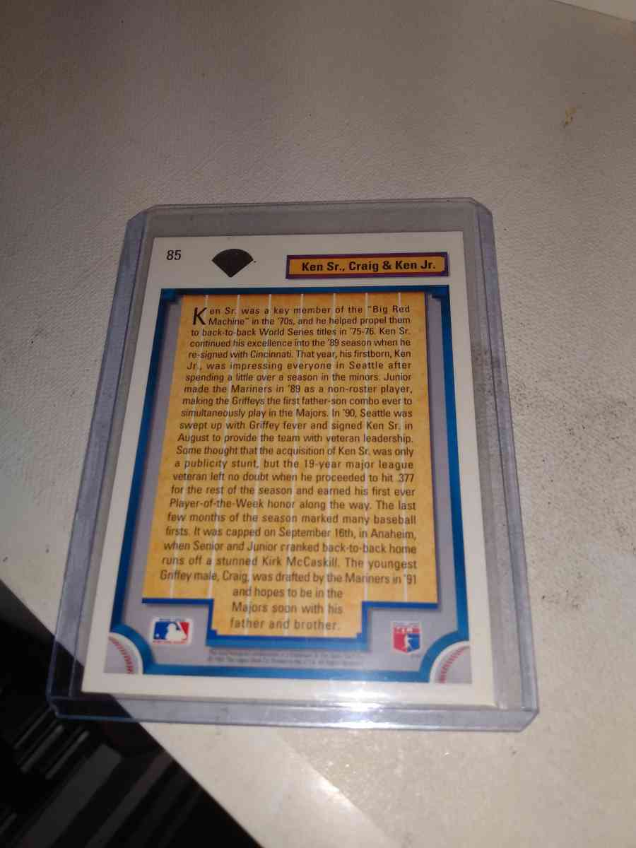 1992 upper Deck Ken River Jr his father and brother - Alicia, Arkansas - FleaMarketBay