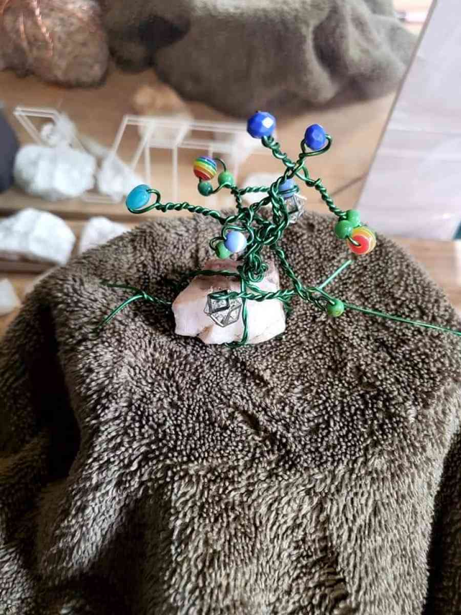 wire trees wrapped around crystal stones - Mabelvale, Arkansas - FleaMarketBay