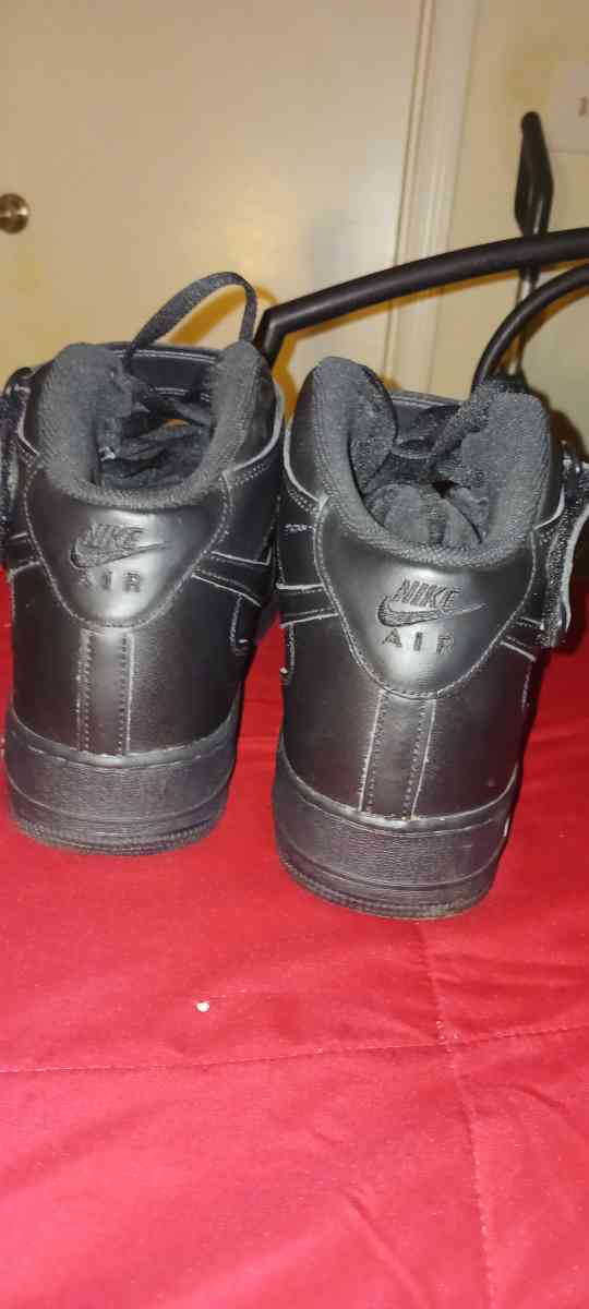 Air Forces 1 High Top - Stone Mountain, Georgia - FleaMarketBay