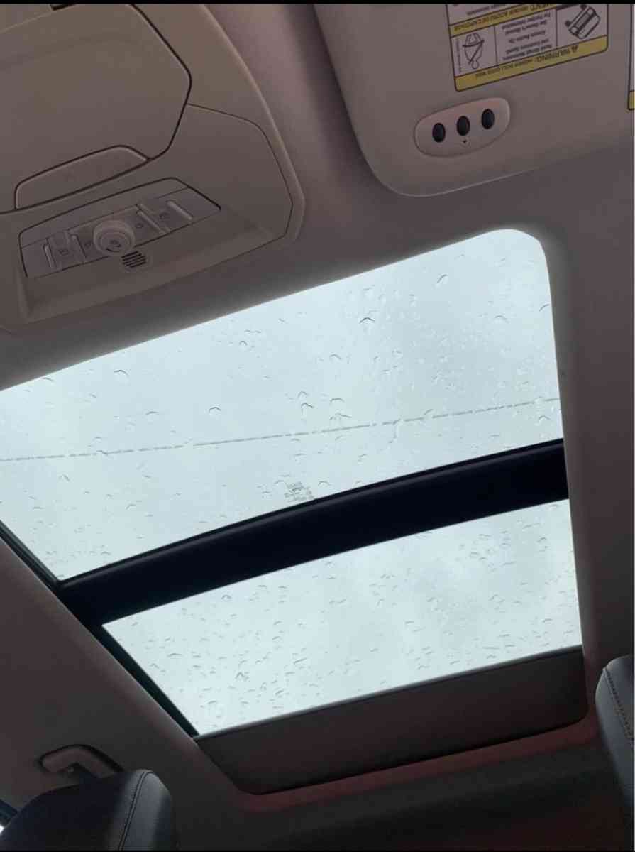 2013 Ford Escape SEL Sport - Birmingham, Alabama - FleaMarketBay