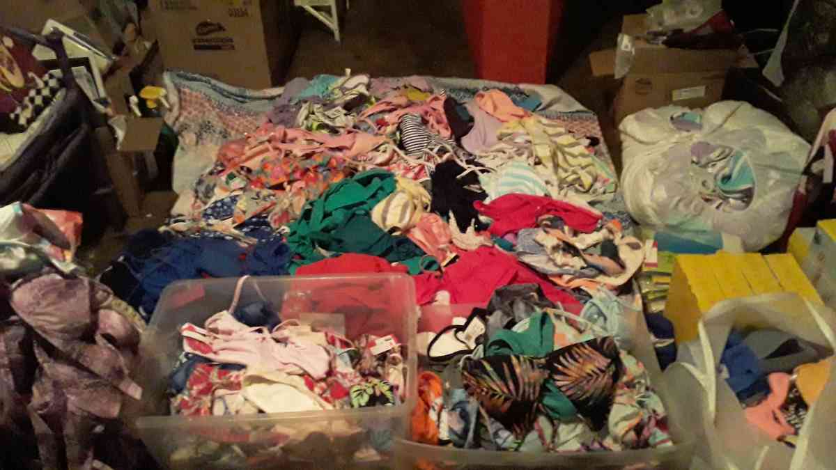 brand new bikinis 5 dollars set - Irving, Texas