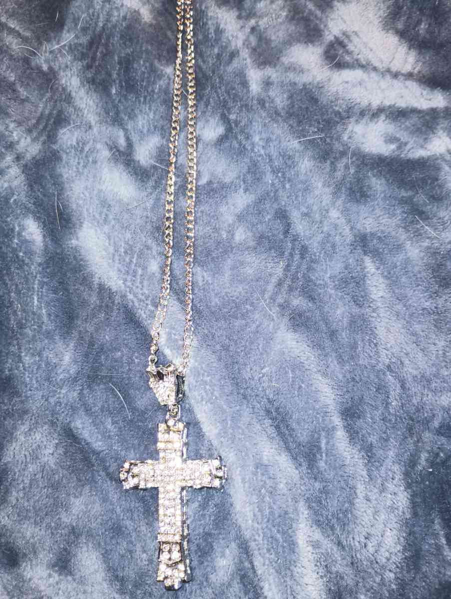 cross necklace - Denver, Colorado - FleaMarketBay