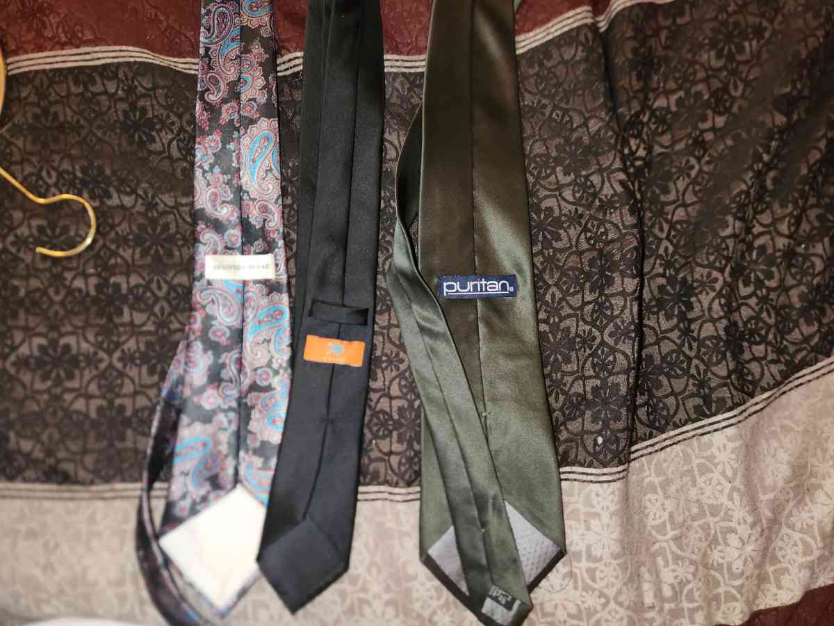 ties styles color anvlength vary - Carson City, Nevada - FleaMarketBay