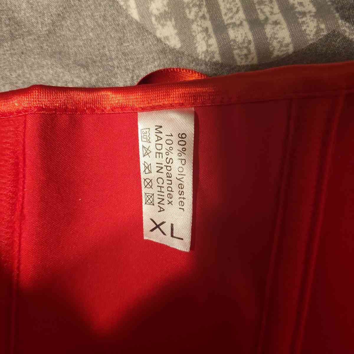 red corset xl NEW - Snellville, Georgia - FleaMarketBay