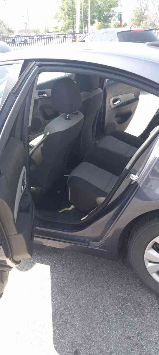 Chevy Cruze - Bakersfield, California - FleaMarketBay