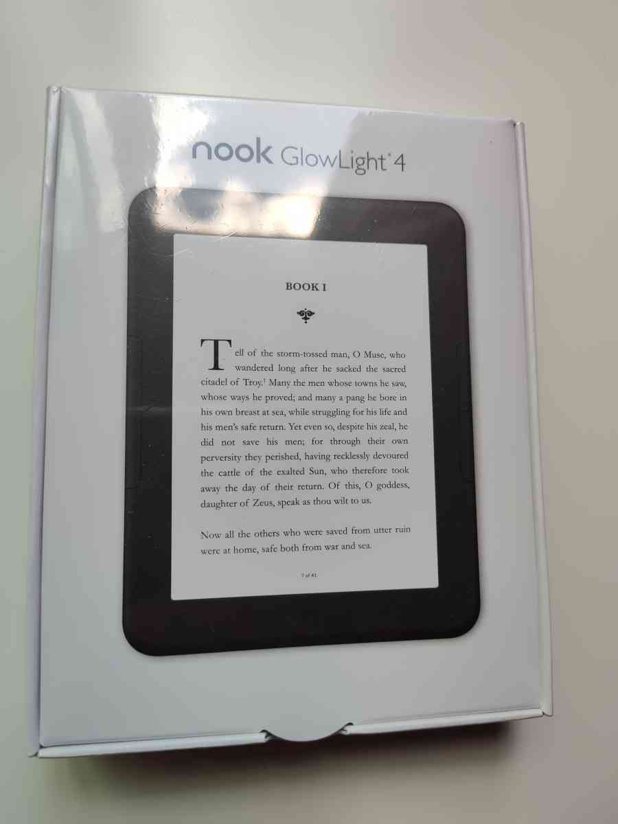 Unopened Barns and Noble Glowlight 4 - Saugus, Massachusetts