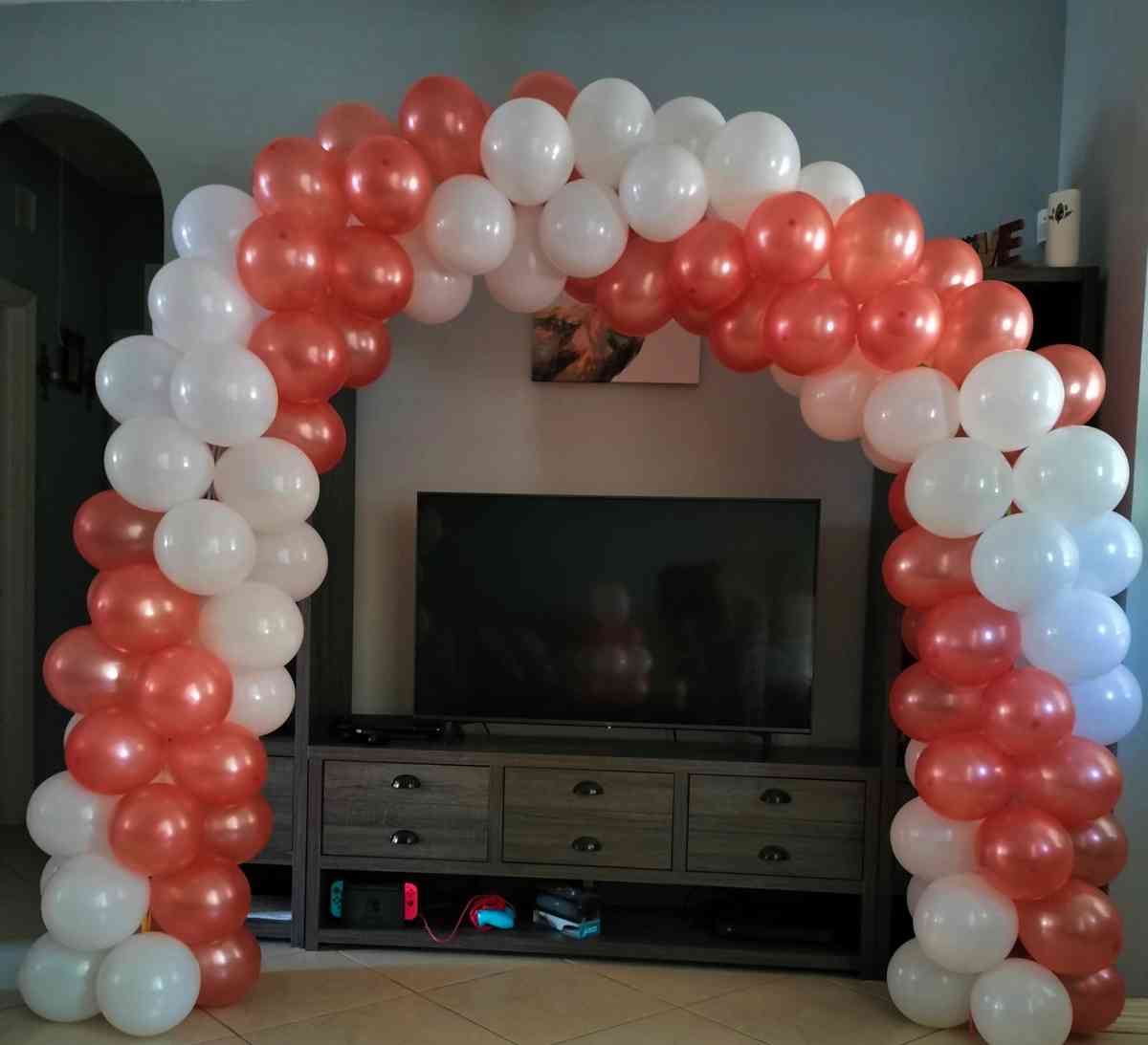 balloon party decor - Katy, Texas - FleaMarketBay