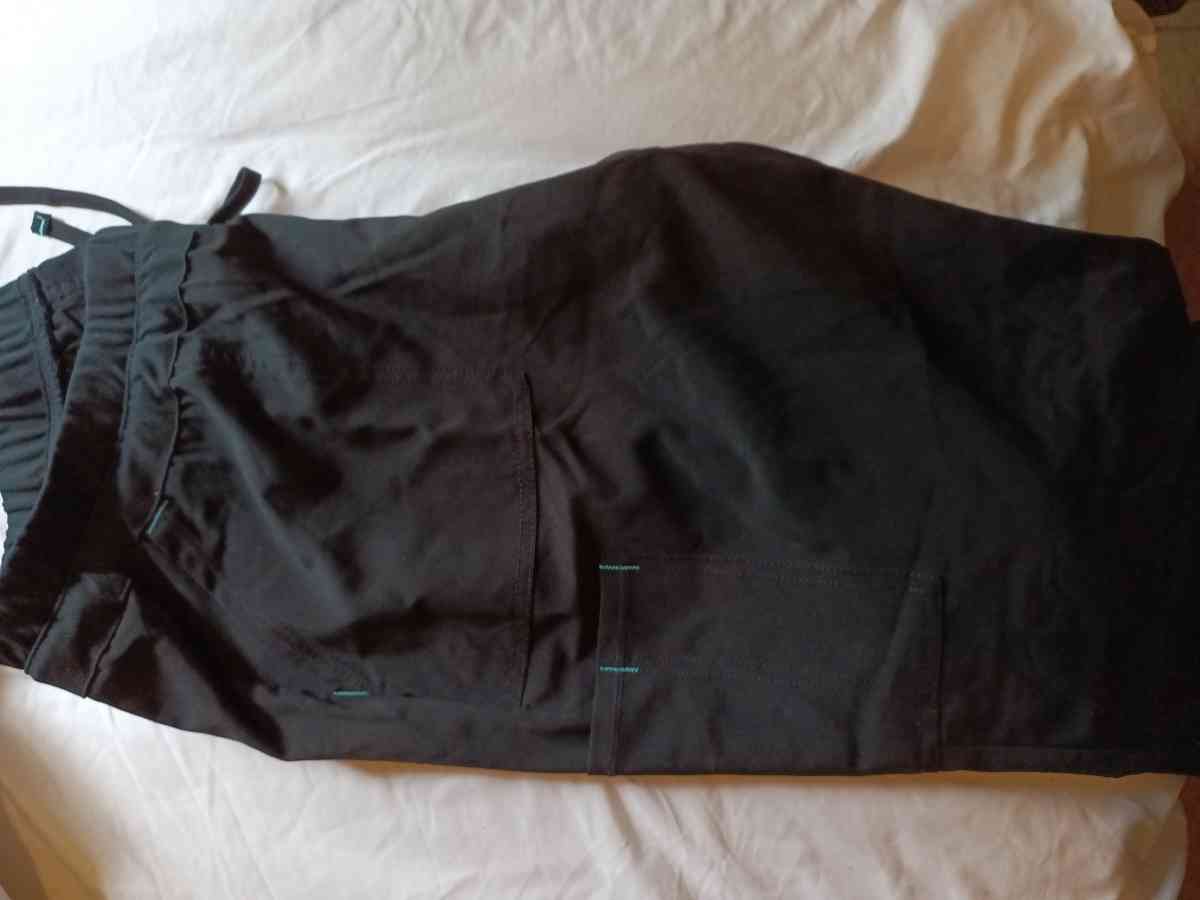 scrubs - Clarksville, Tennessee