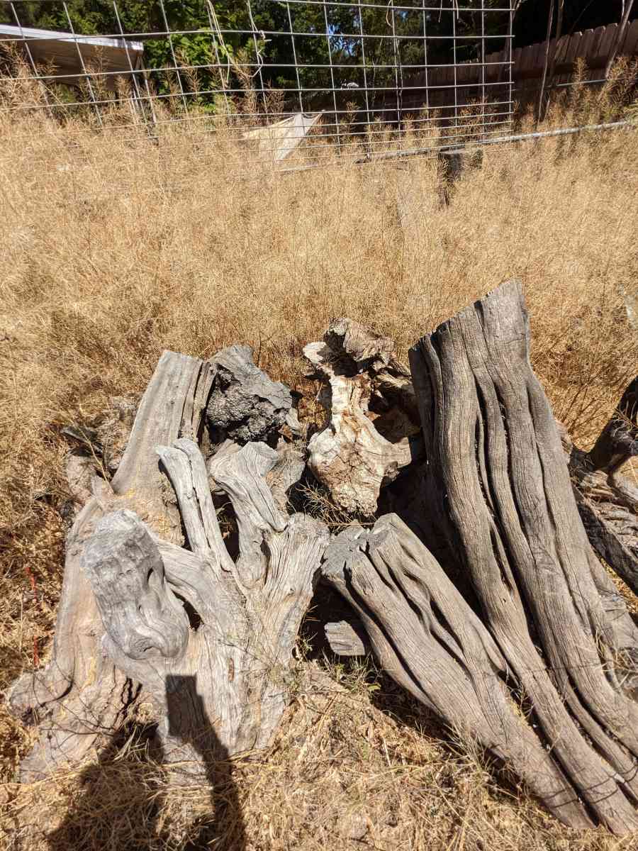 would meant for table making and artwork - Cottonwood, Arizona - FleaMarketBay