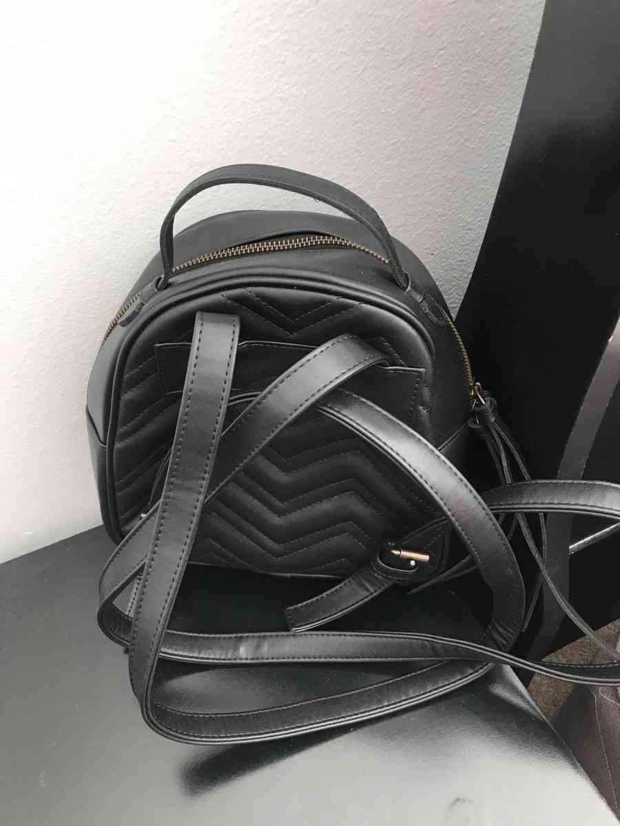 Backpack - Renton, Washington - FleaMarketBay