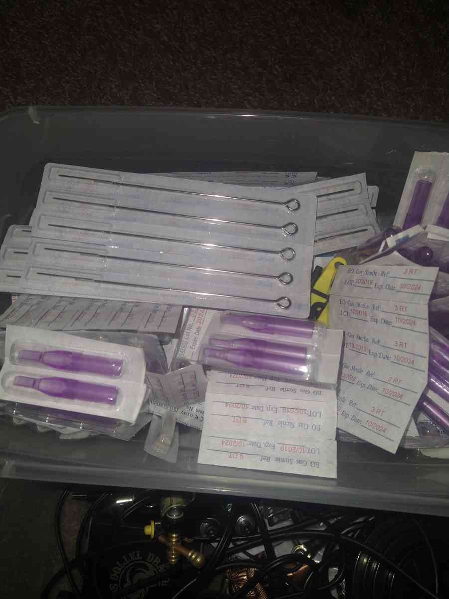 tattoo equipment - San Antonio, Texas - FleaMarketBay