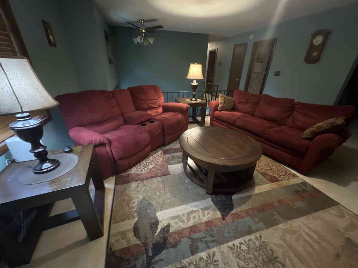 Good used furniture - Lilburn, Georgia