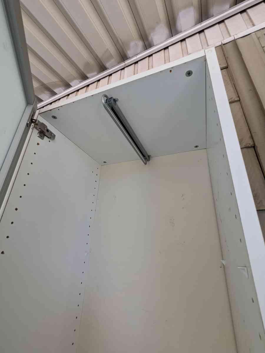 white shelf - Cottonwood, Arizona - FleaMarketBay