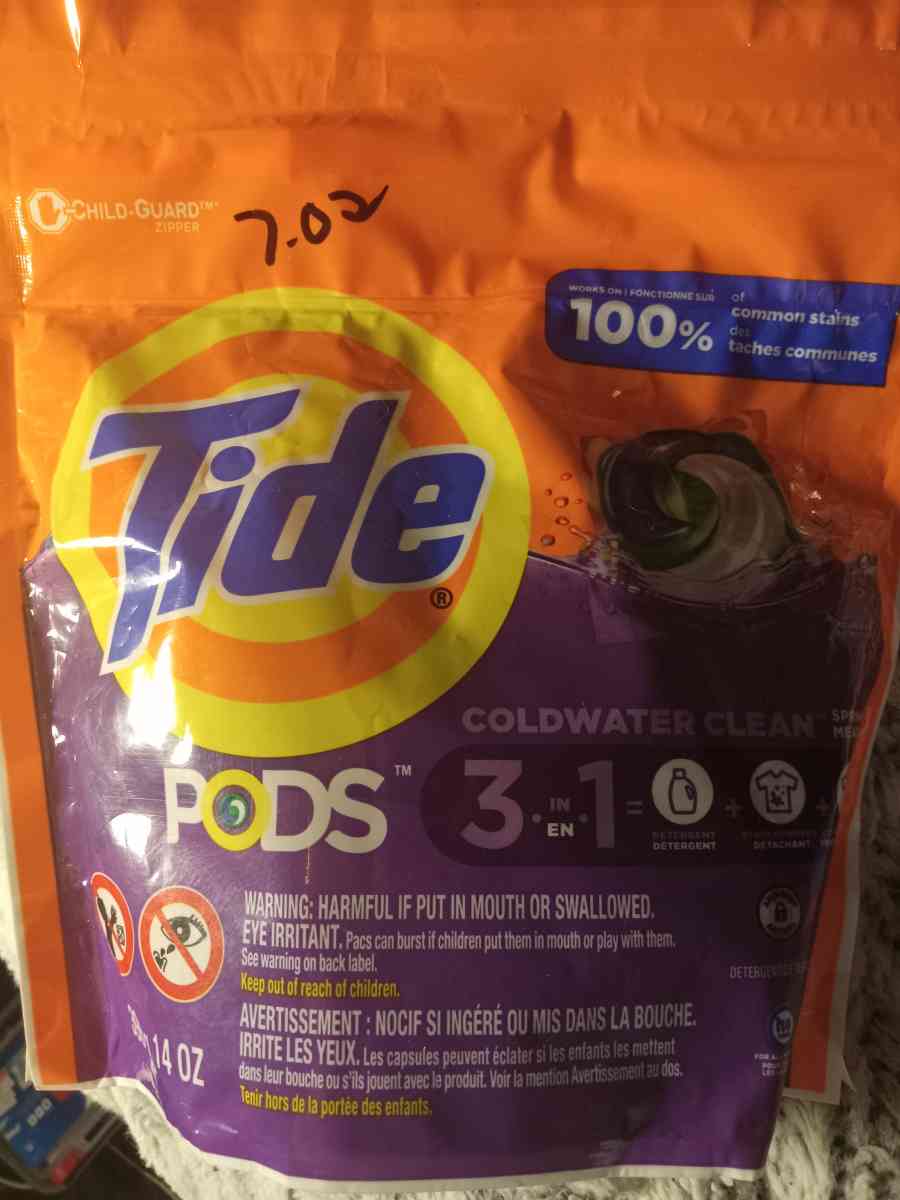 Tide pods laundry soap - Denver, Colorado