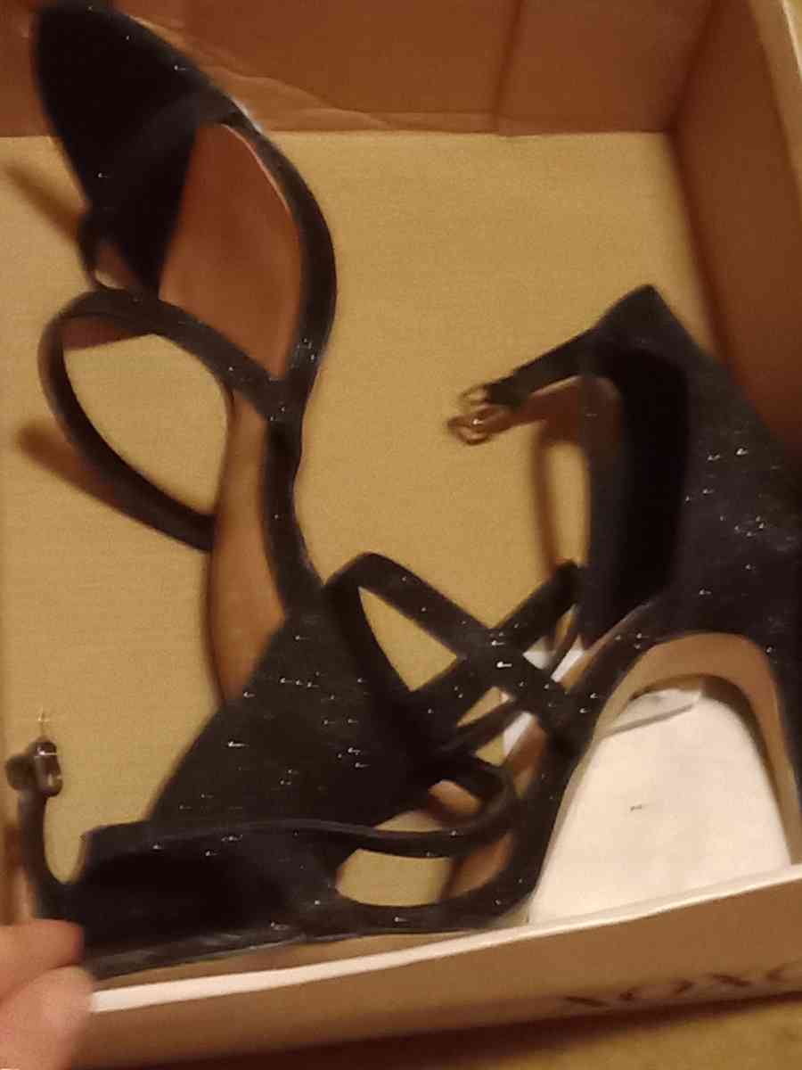 ladies heels - Ahoskie, North Carolina - FleaMarketBay