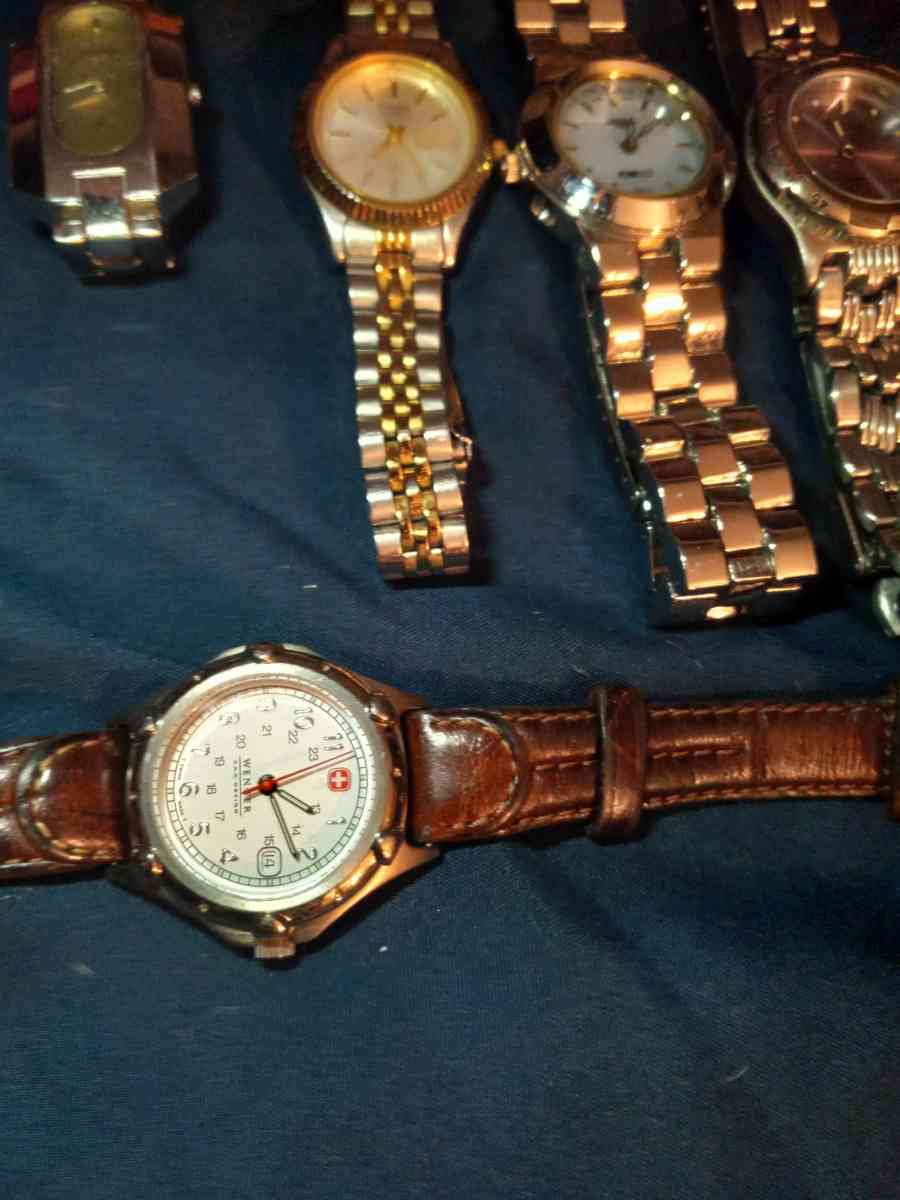 lot watch - Adamsville, Ohio - FleaMarketBay