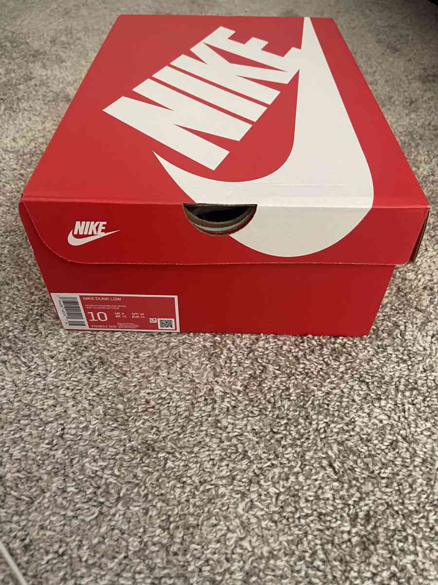 Nike Dunk Low - San Diego, California - FleaMarketBay
