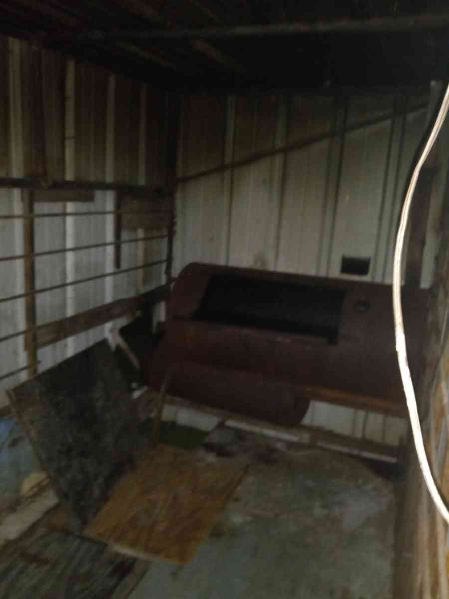 Bar B Que Trailer - North Zulch, Texas - FleaMarketBay