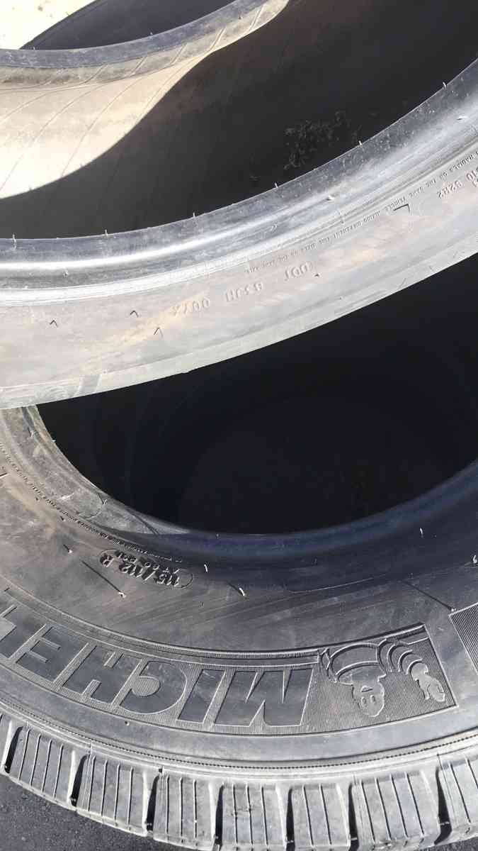 Tires - Yucca Valley, California - FleaMarketBay