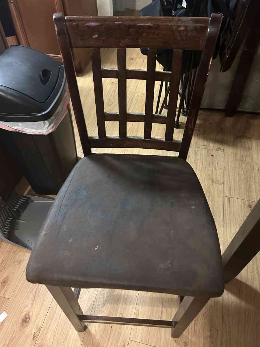 5 chair table - Austin, Texas - FleaMarketBay
