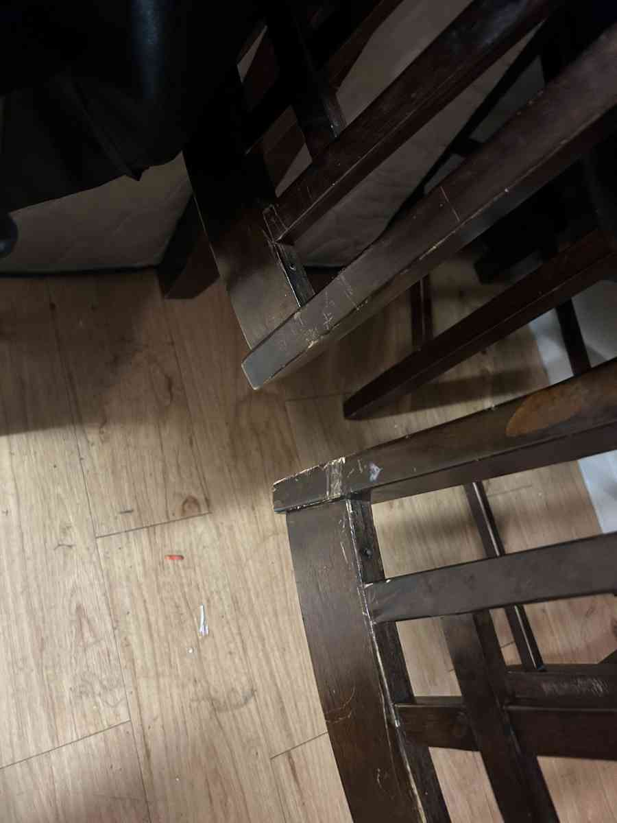 5 chair table - Austin, Texas - FleaMarketBay