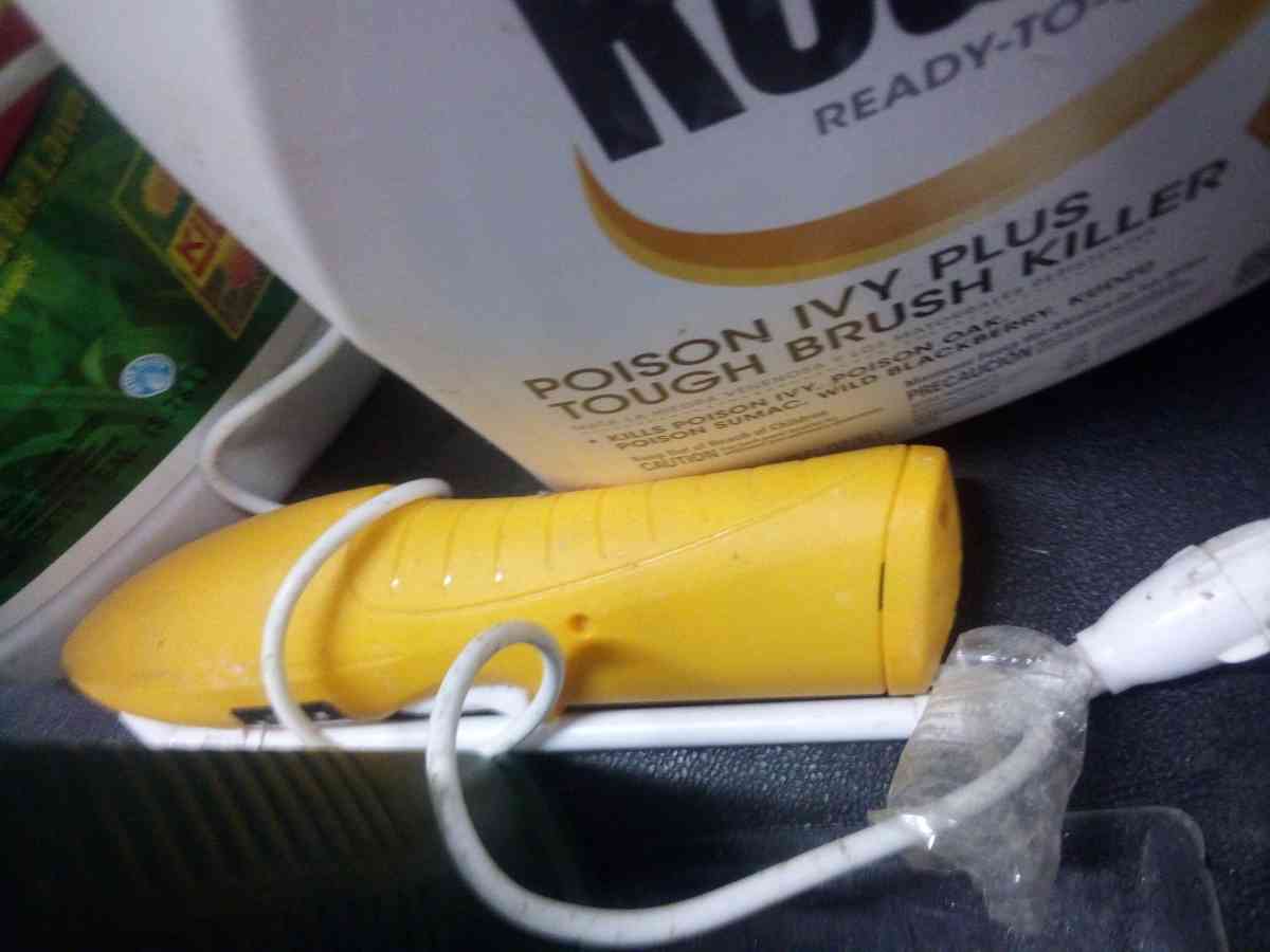 Lawncare Pesticides Buy all - Aberdeen Proving Ground, Maryland - FleaMarketBay