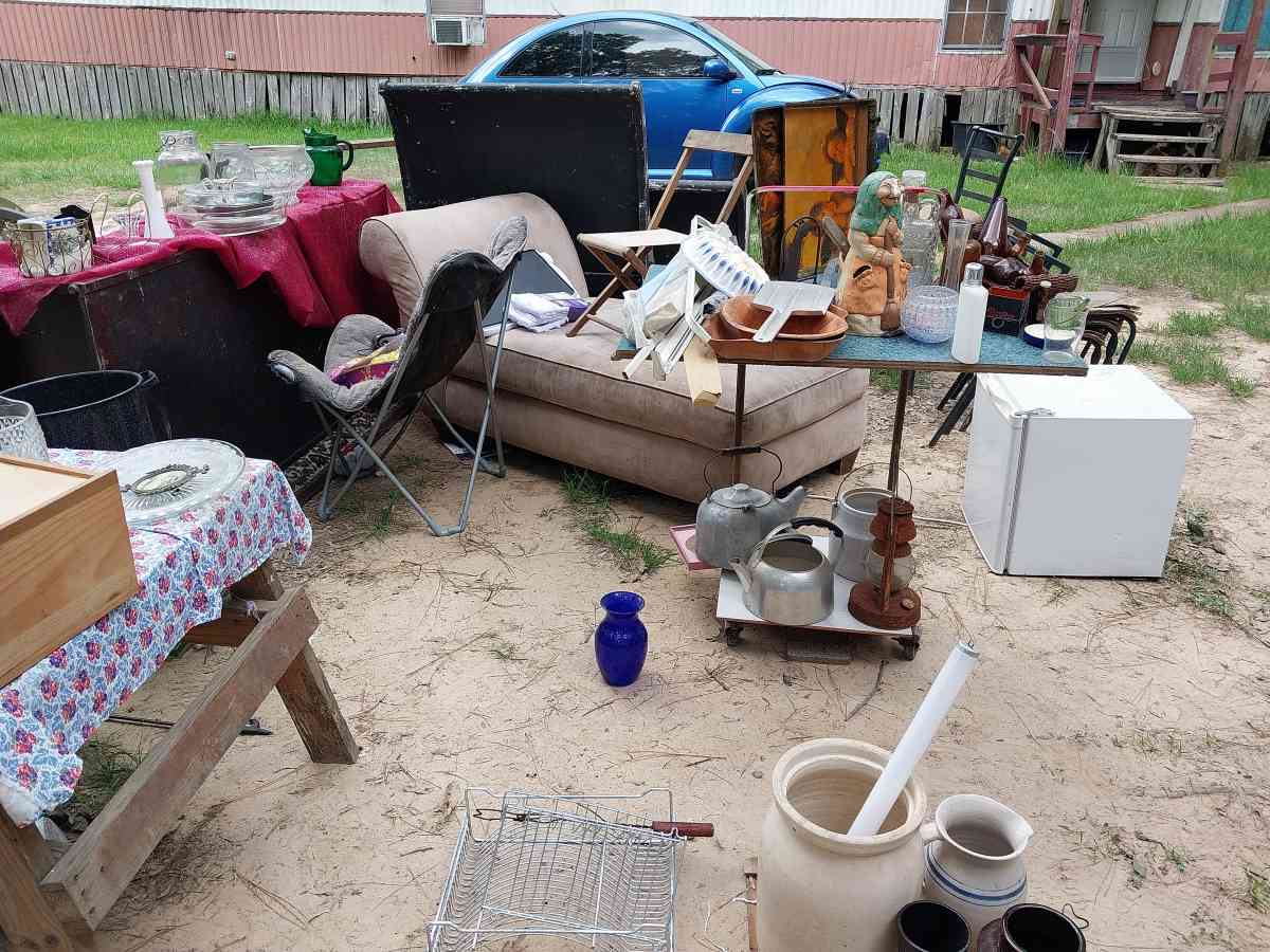 Extended Yard sale at 5620 N main st vidor june 6 thru 11 - Vidor, Texas - FleaMarketBay