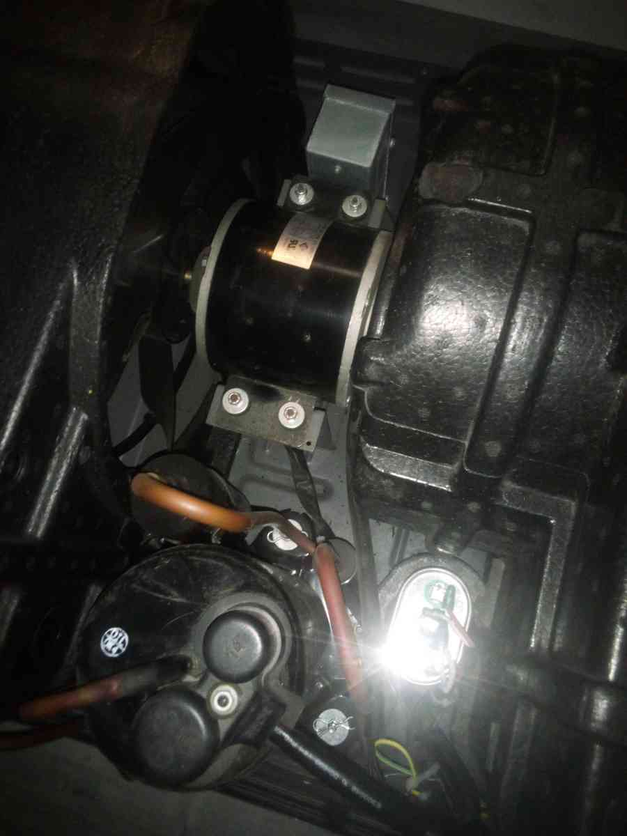 advent ductless Air conditioner and ceiling fan hook up - Saint Louis, Missouri - FleaMarketBay