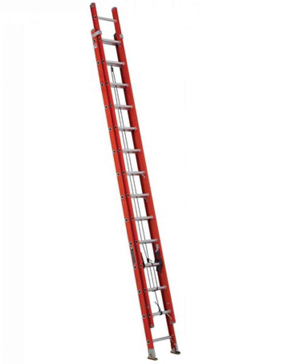 Louisville Ladder FE3228 28ft Fiberglass Extension Ladder 30 - North Plains, Oregon - FleaMarketBay
