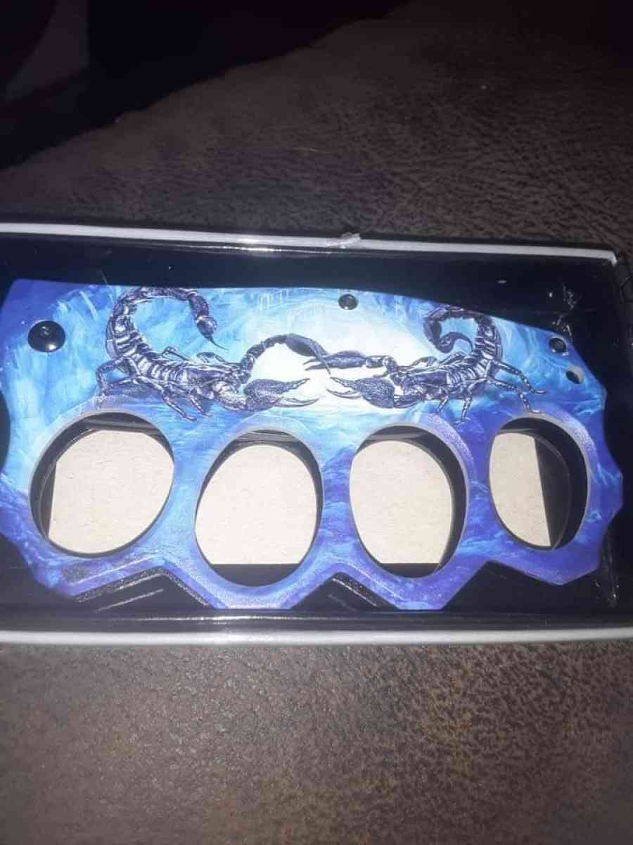 brand new scorpion knuckle knife - Indianapolis, Indiana