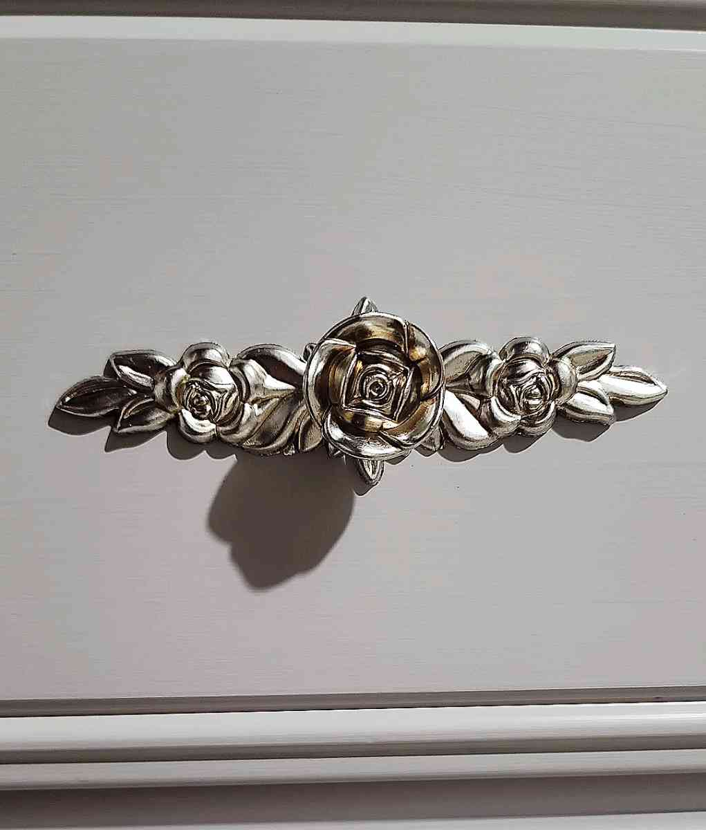 Beautiful Refinished dresser - Elgin, Illinois - FleaMarketBay