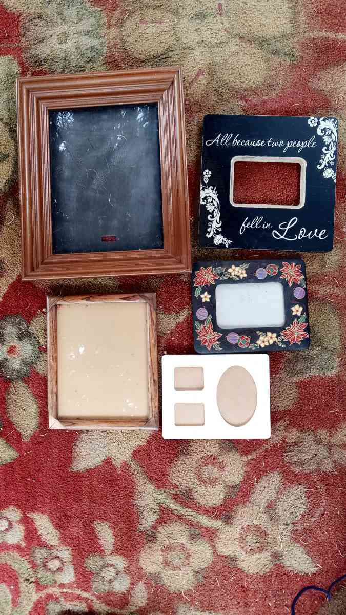 Picture Frames - Manteno, Illinois