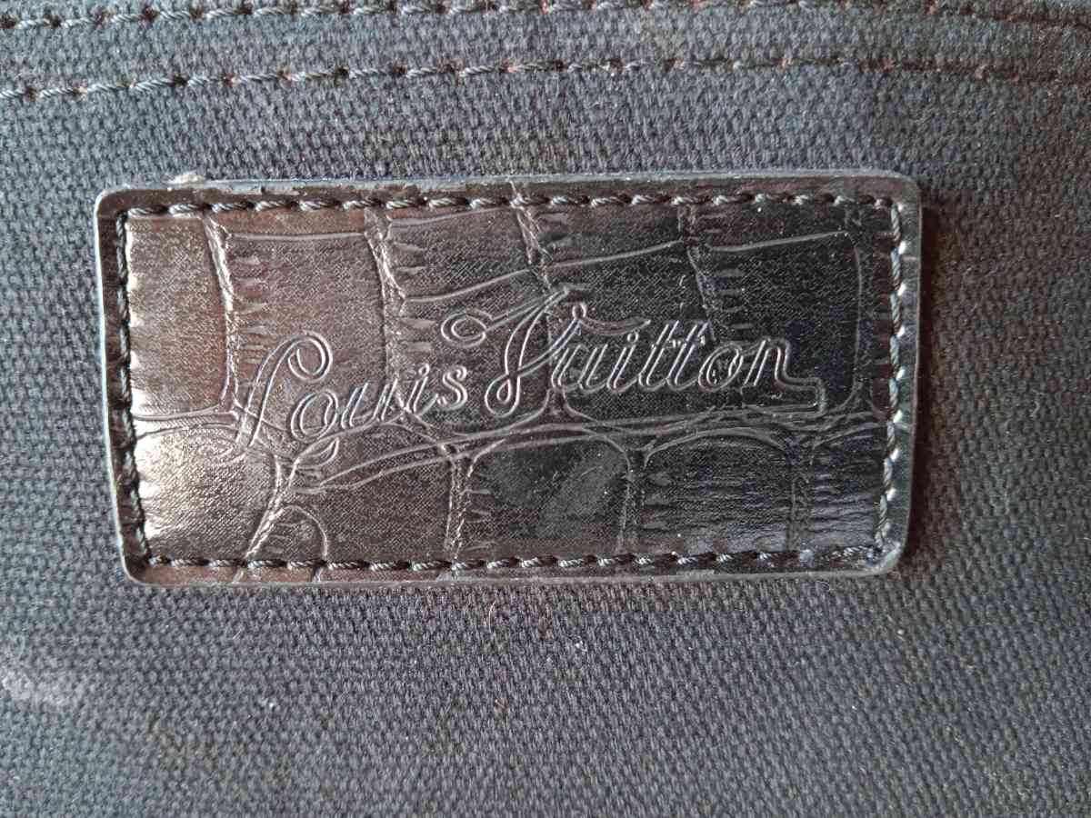 Authentic Louis Vuitton limited edition bag - Warrenton, Missouri - FleaMarketBay