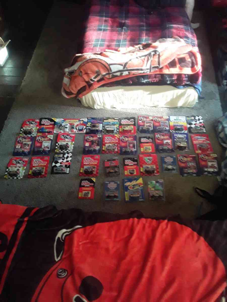 I am selling NASCAR collectibles for 80 I got 34 of them - Dayton, Ohio