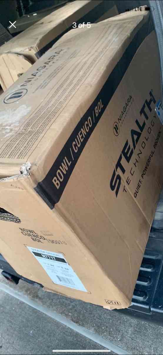 NEW TOILET COMPLETE NEGOTIATION PRICE - Pasadena, Texas - FleaMarketBay