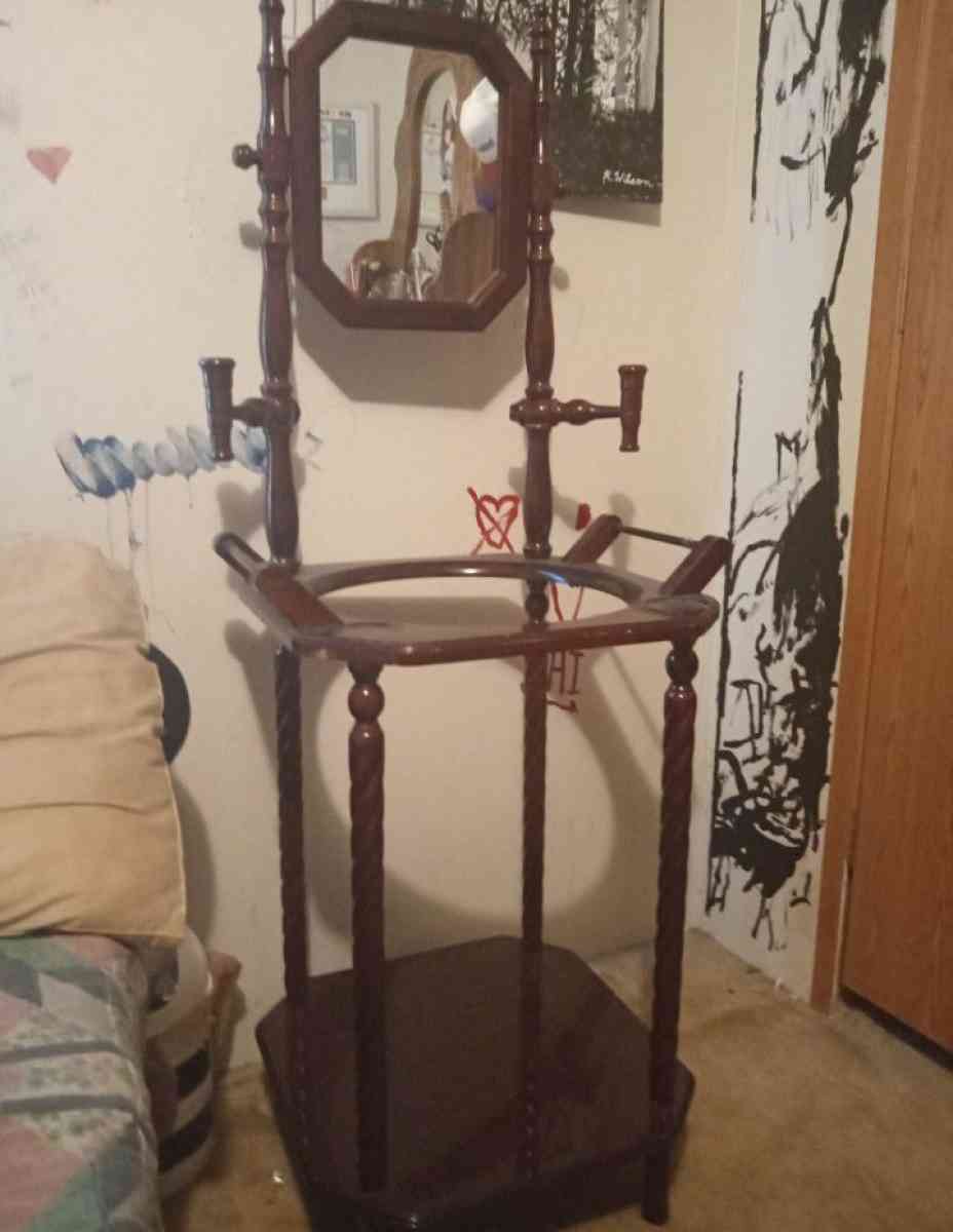antique sink holder - Fayetteville, Georgia - FleaMarketBay