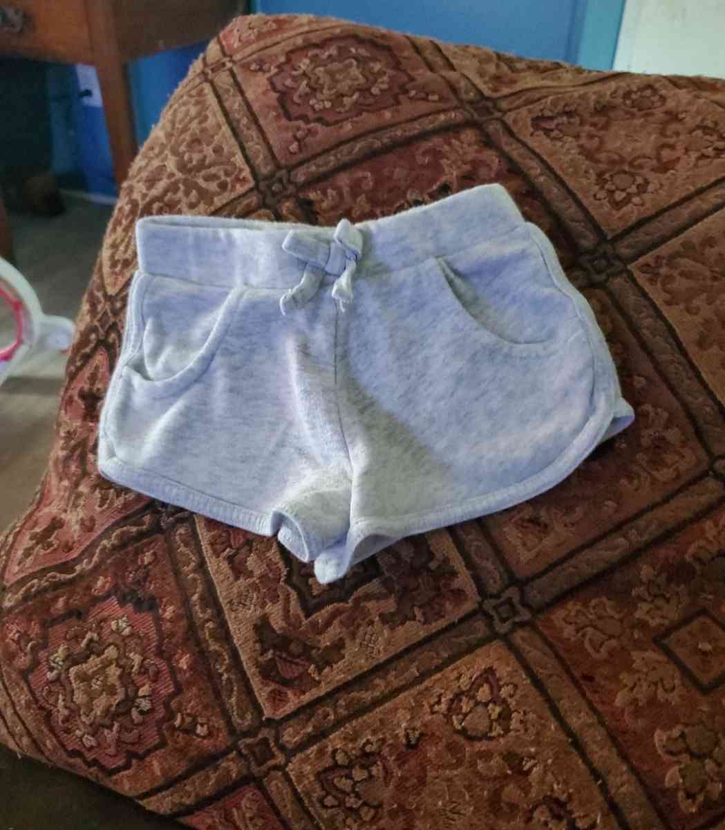 Baby Girl Outfit and Shorts - Cross Hill, South Carolina - FleaMarketBay