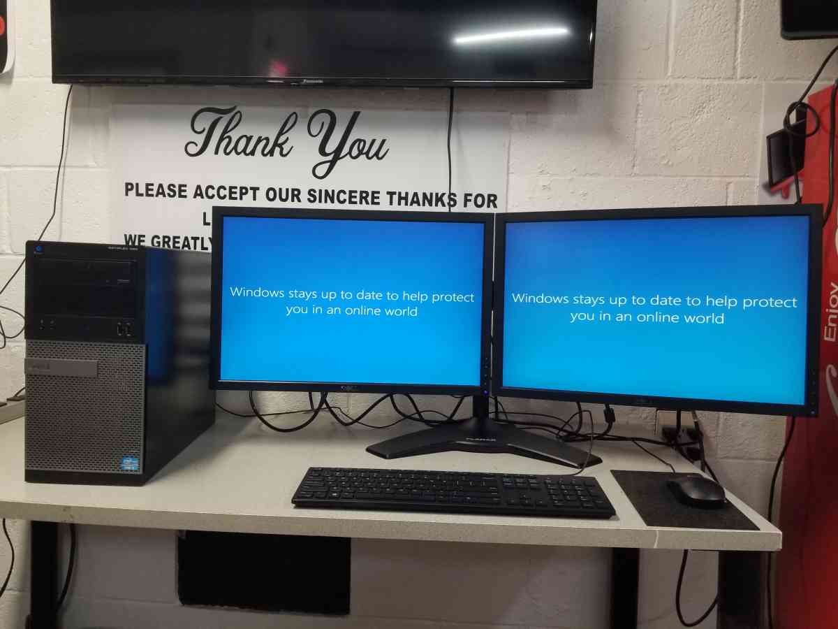 Dell Dual screen Desktop Computers - Dallas, Texas - FleaMarketBay