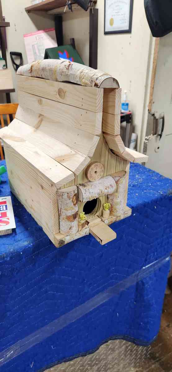 birdhouse - Urbana, Illinois - FleaMarketBay