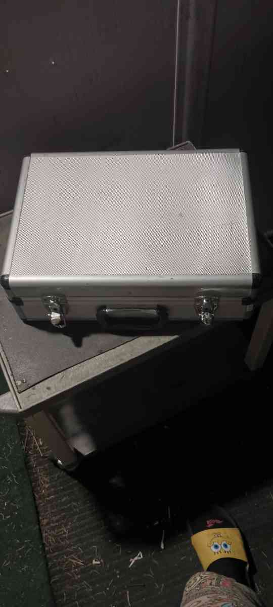Aluminum Brief Case - Manteno, Illinois