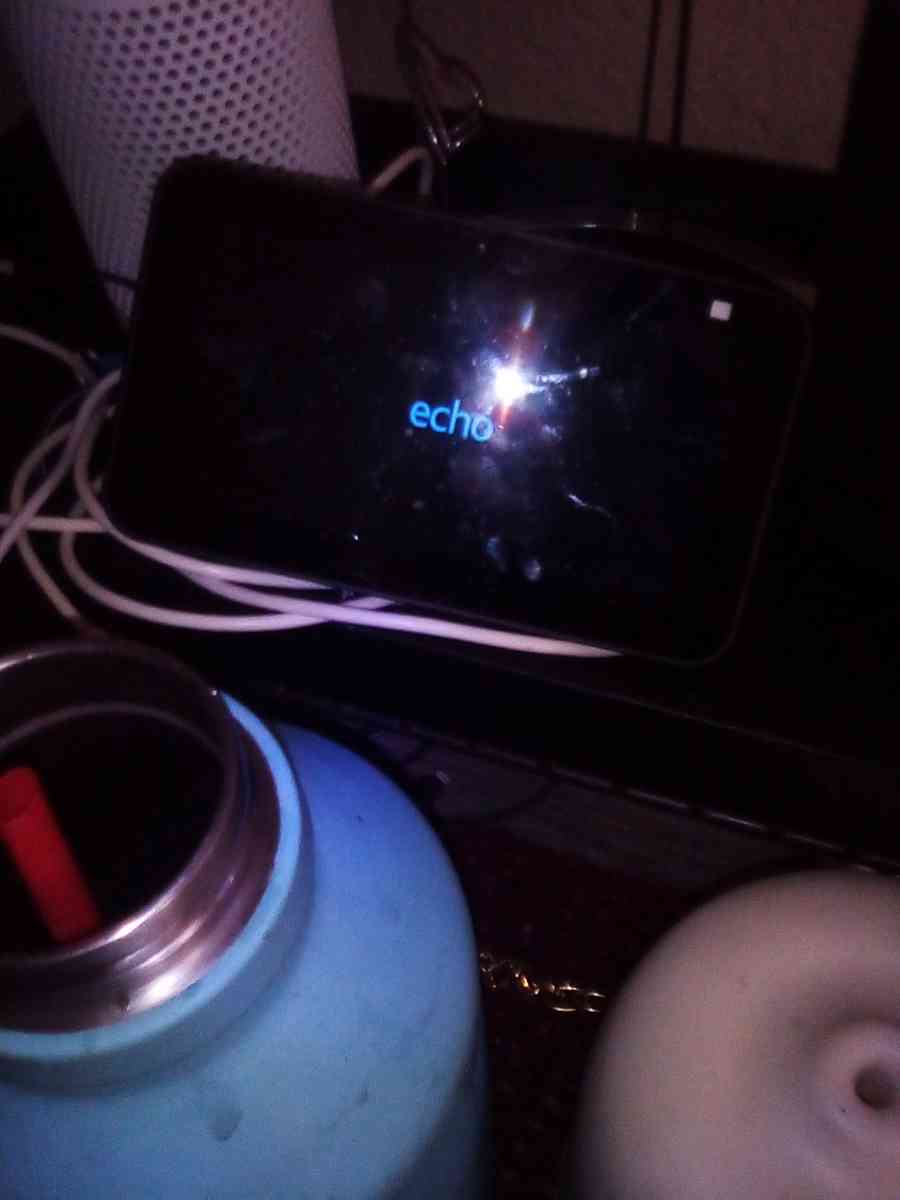 Alexa echo show 5 - Phoenix, Arizona - FleaMarketBay