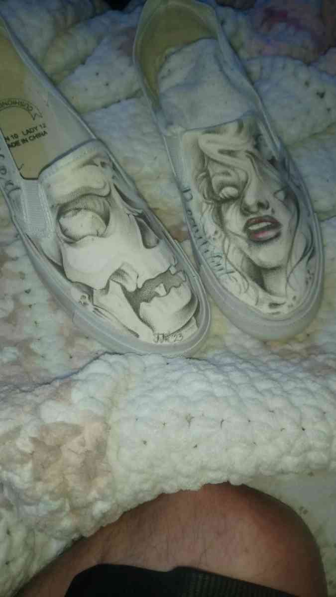 shoes with prison art drawn on them by the homeboy Jhonny m - Chico, California - FleaMarketBay