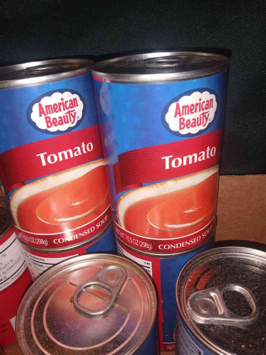6 cans of Tomato soup